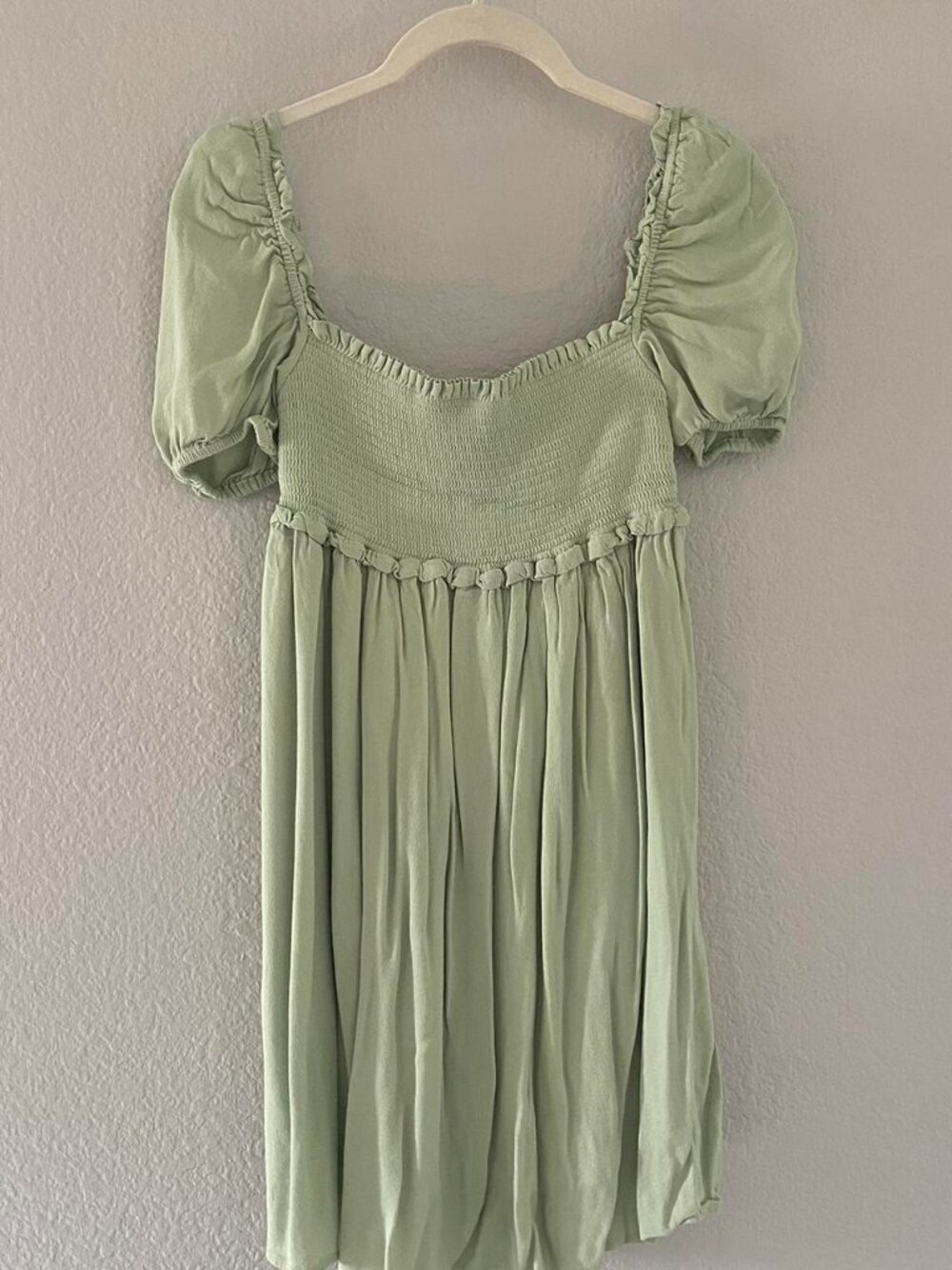 Aritzia Sunday Best Hadley Dress Puff Sleeve Babydoll Sagebrush Green Size XS